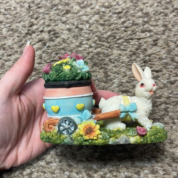 Bunny Knick knacks trinket and jewelry holder decor spring Easter - Picture 3 of 9